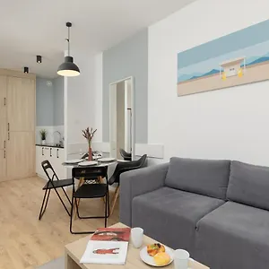 Wola Pet-friendly With Ac Slawinska By Renters Warszawa